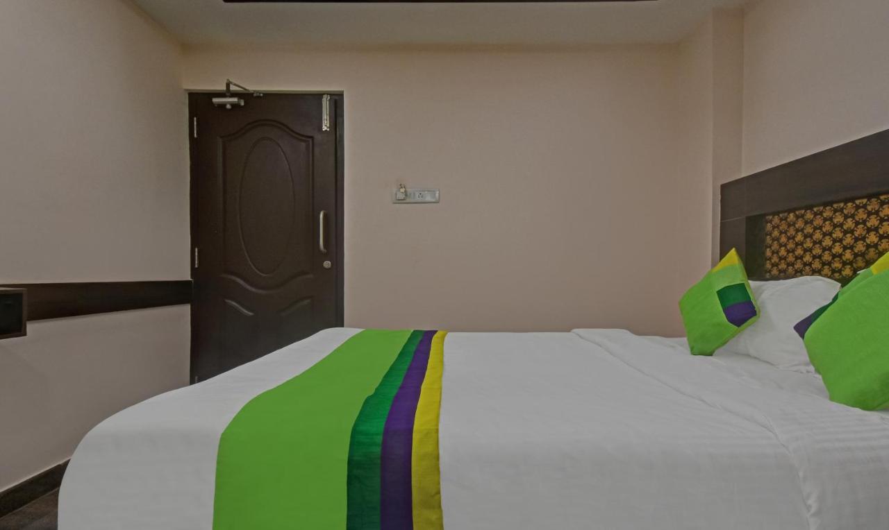 Treebo Trend Palm Tree Hotel Csennai Kültér fotó