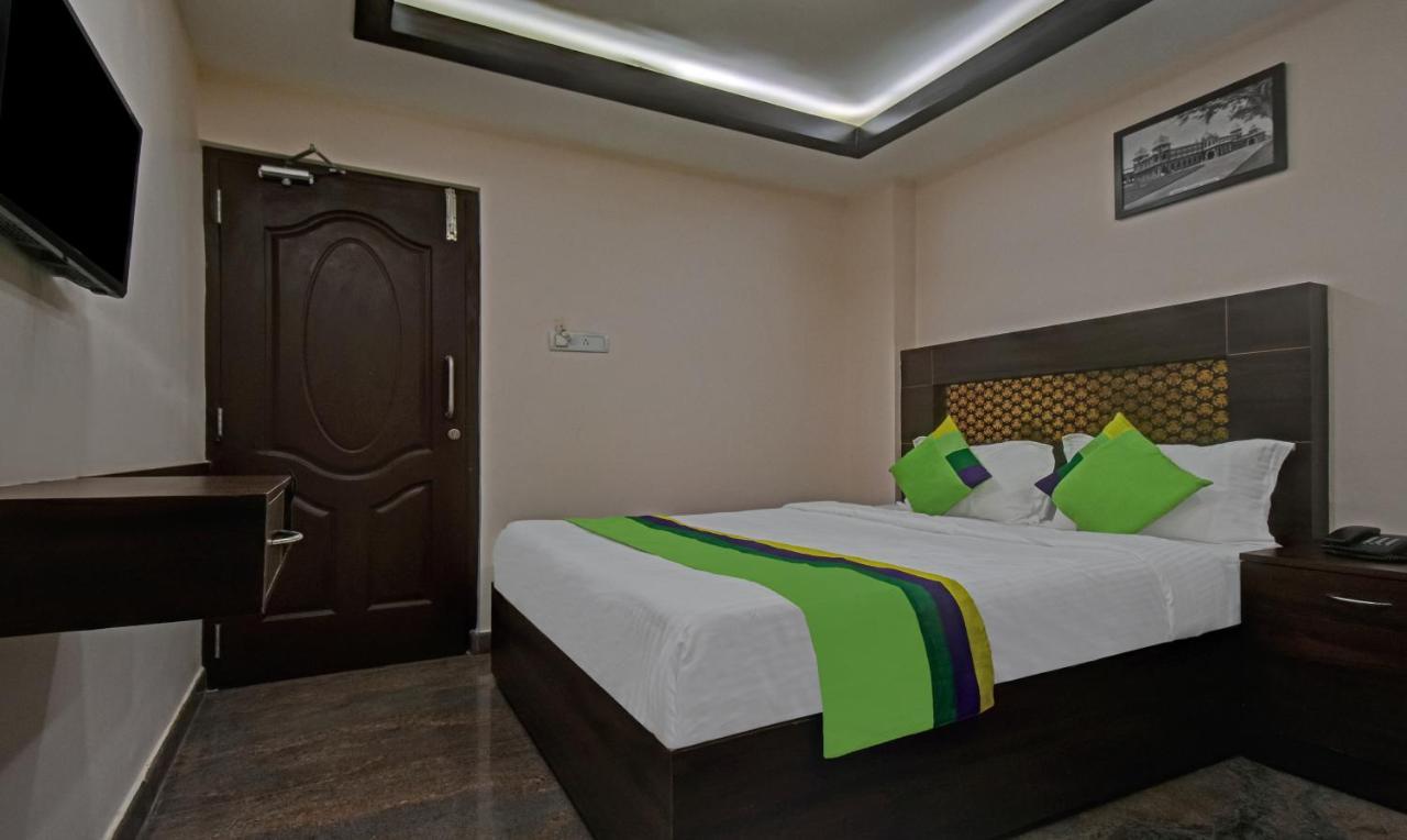 Treebo Trend Palm Tree Hotel Csennai Kültér fotó