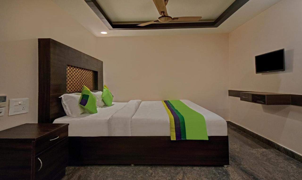 Treebo Trend Palm Tree Hotel Csennai Kültér fotó