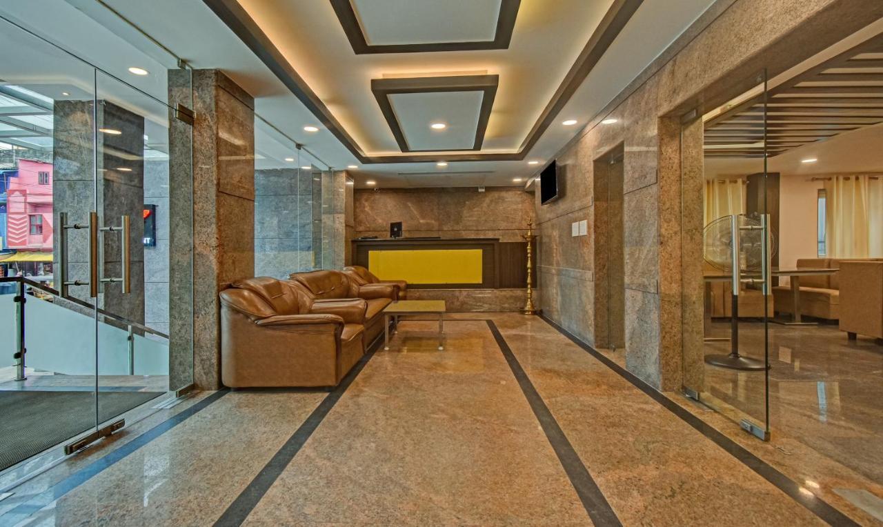 Treebo Trend Palm Tree Hotel Csennai Kültér fotó