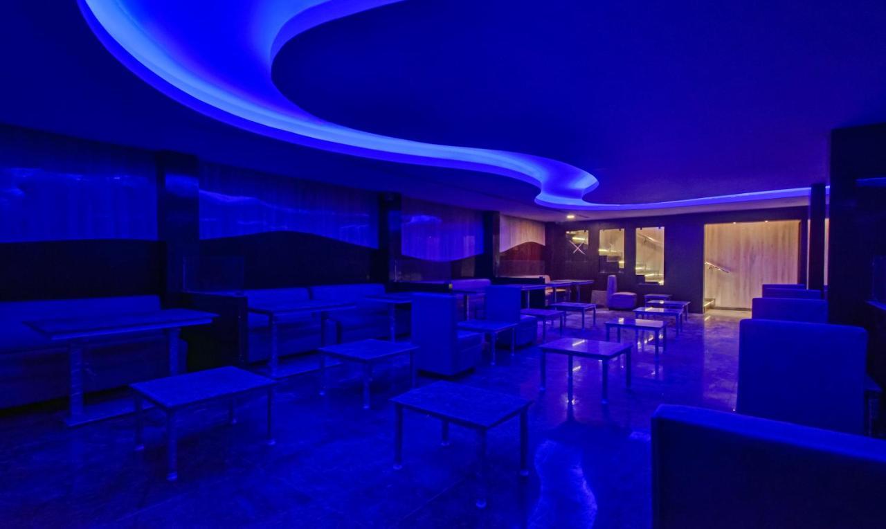 Treebo Trend Palm Tree Hotel Csennai Kültér fotó